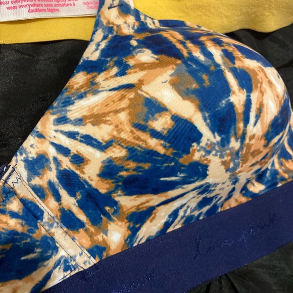 2 PINK 34DD Bras - Picture 9 of 9